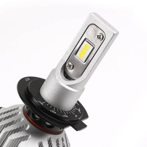Светодиодная автомобильная Led лампа головного света Carex F18/H7 Светодиодная автомобильная Led лампа головного света Carex F18/H7